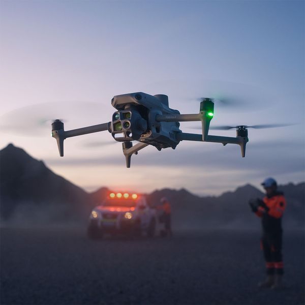 Квадрокоптер DJI Matrice 4T BV-000278 фото